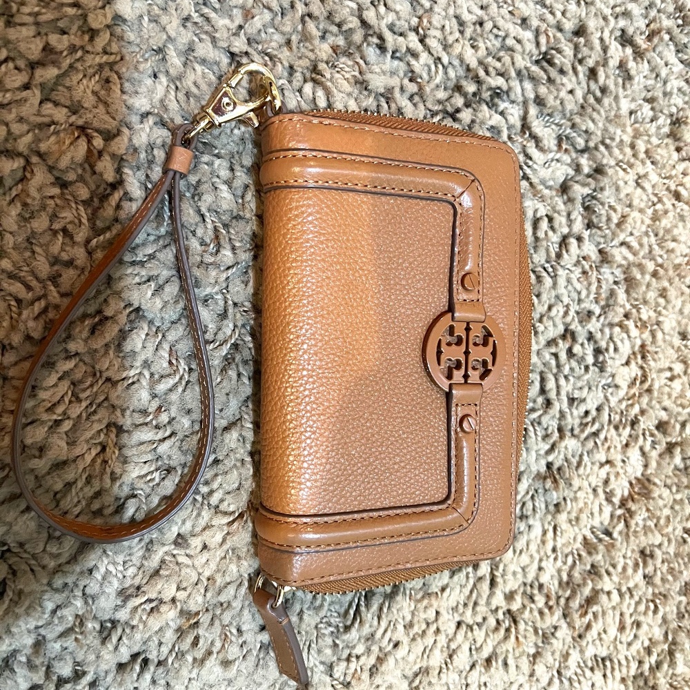 Tory Burch Wristlet
